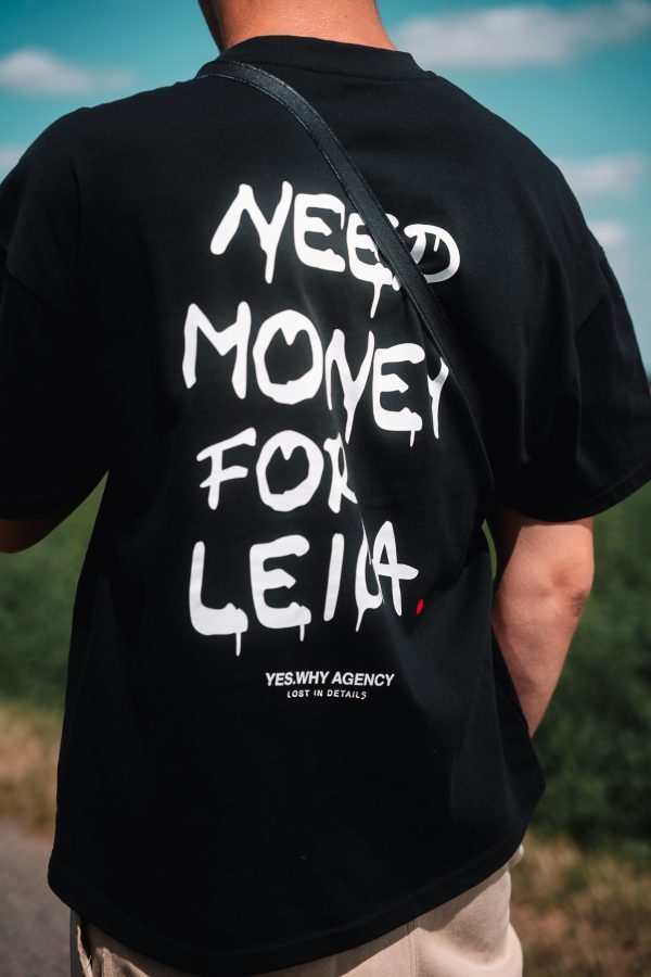 Need Money for Leica T-shirt black